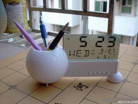 电子商务浪潮中的商务礼品新宠 电子钟万年历的市场定位与经营策略